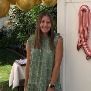 Meet your Posher, Anastasia